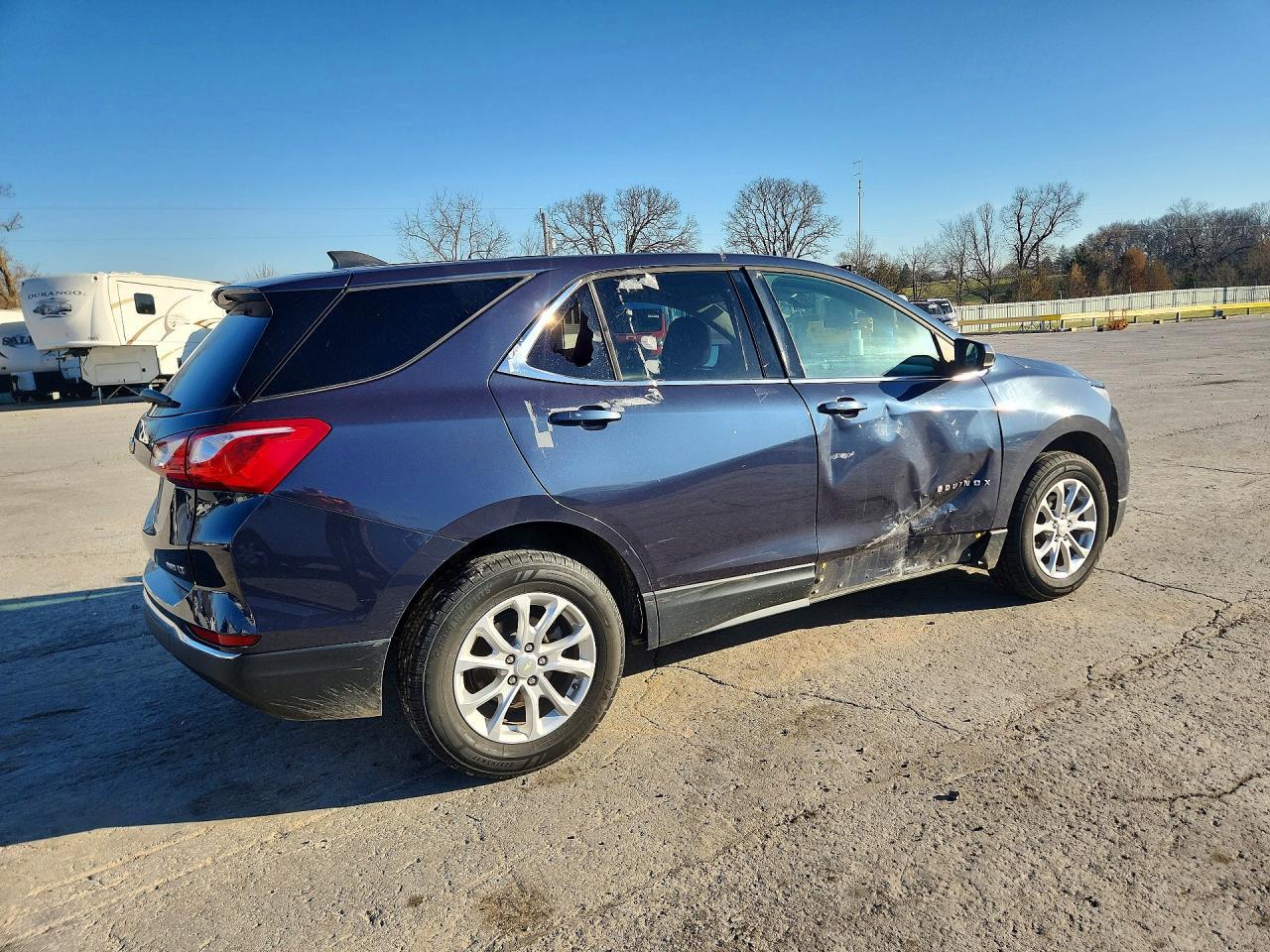 2018 Chevrolet Equinox Lt - Image 3