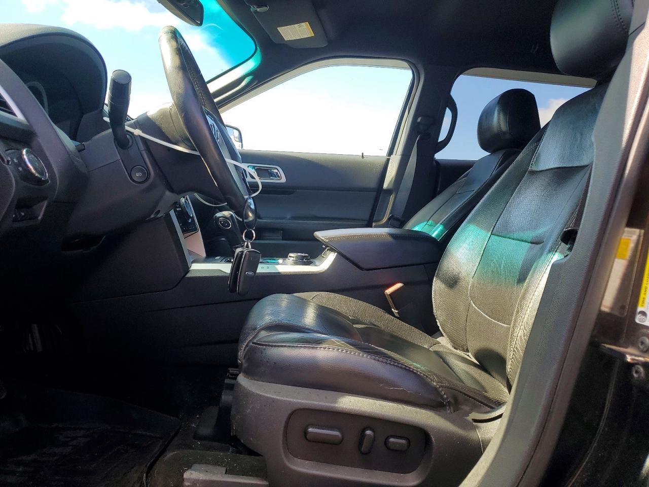 2011 Ford Explorer Limited - Image 7