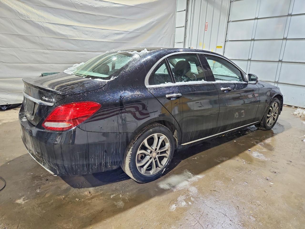 2016 Mercedes-Benz C 300 4Matic - Image 3