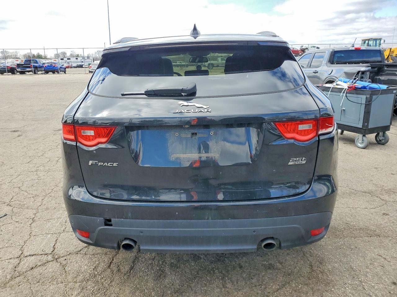2018 Jaguar F-Pace R - Sport - Фото 6