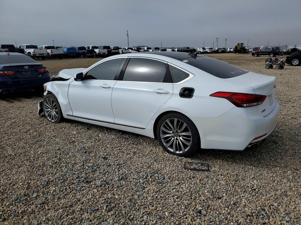 2015 Hyundai Genesis 5.0L - Фото 2