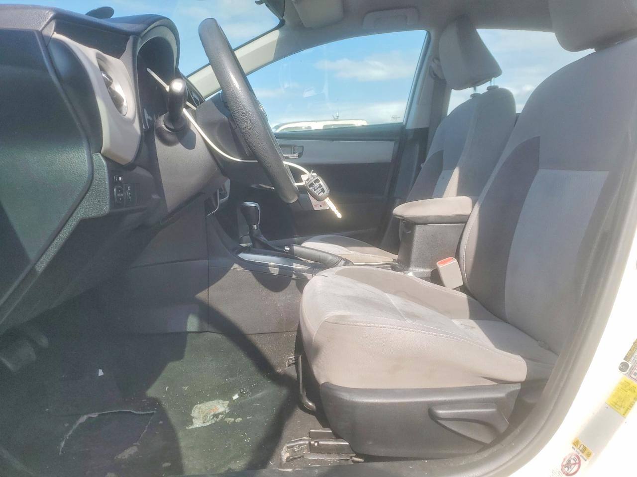 2017 Toyota Corolla Le - Image 7