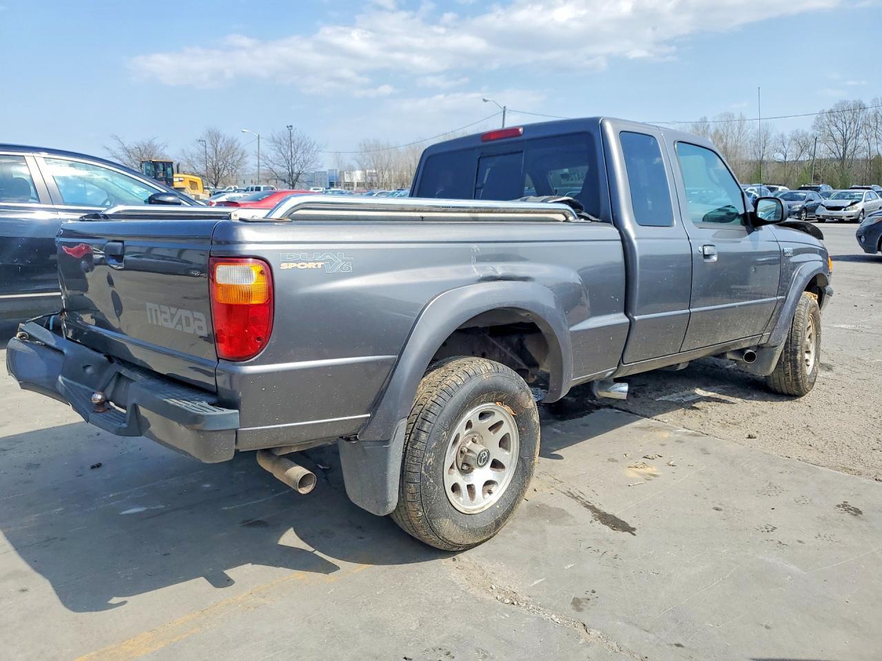 2005 Mazda B3000 Cab Plus - Image 3