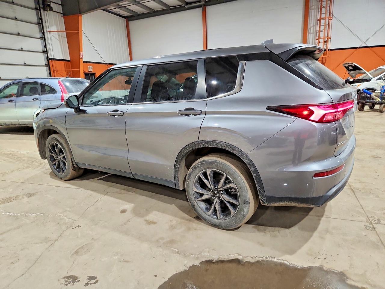 2024 Mitsubishi Outlander Es - Фото 2