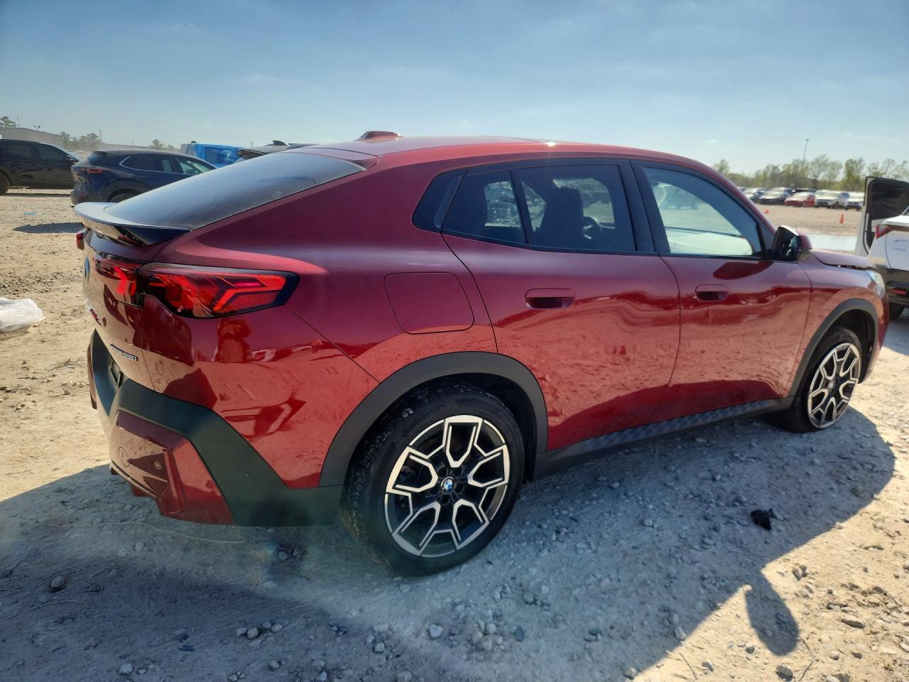 2025 BMW X2 xDrive28I - Image 3