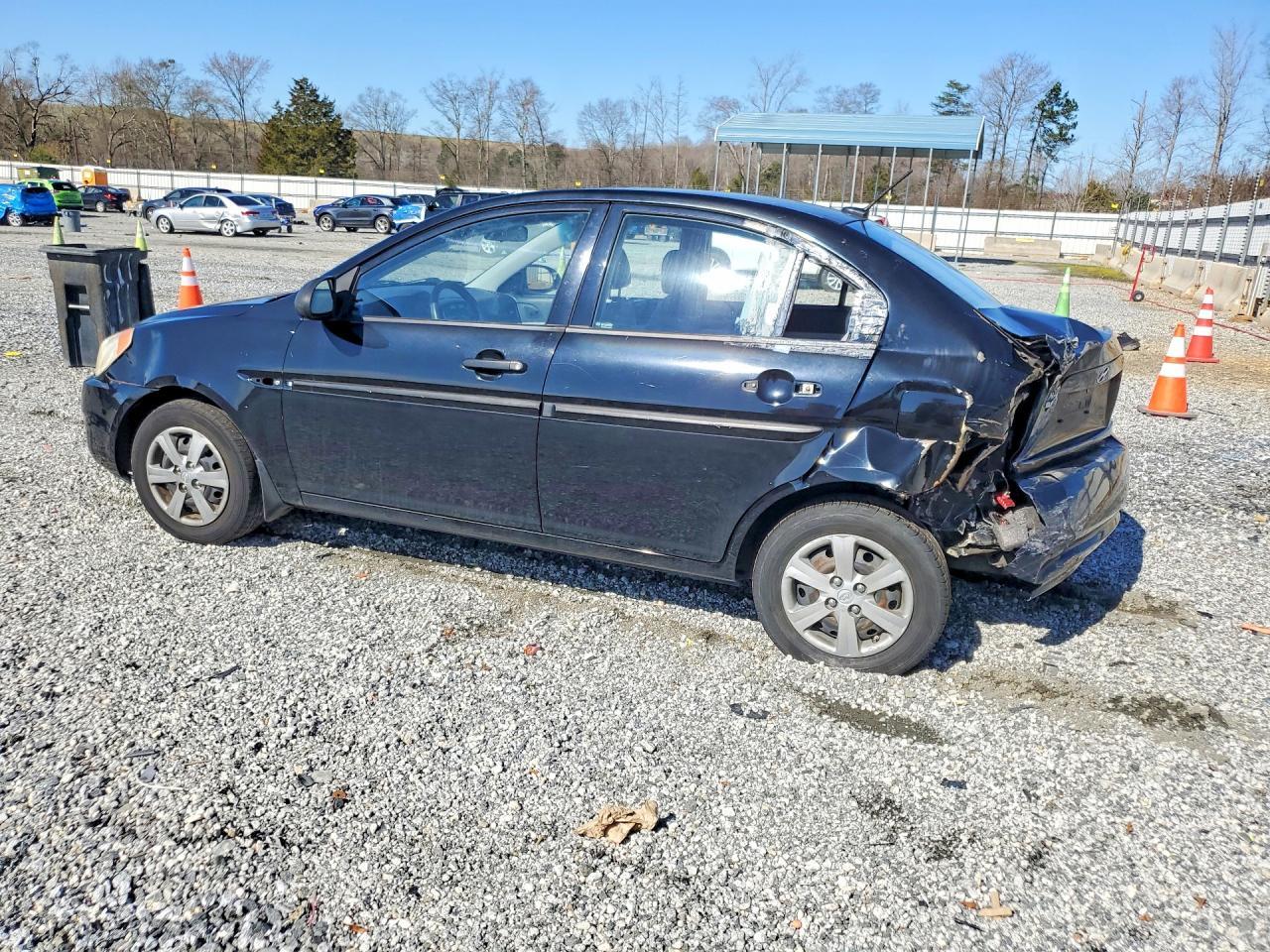 2008 Hyundai Accent Gls - Image 2