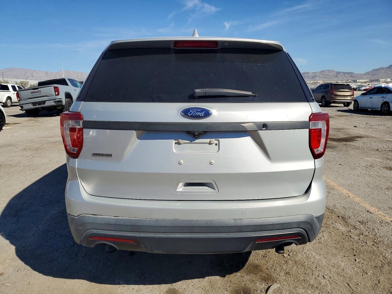 2016 Ford Explorer Police Interceptor - Image 6