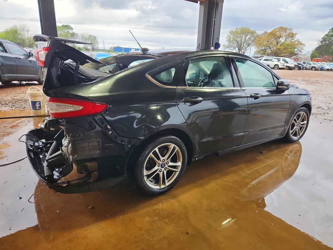 2015 Ford Fusion Se Hybrid - Image 3