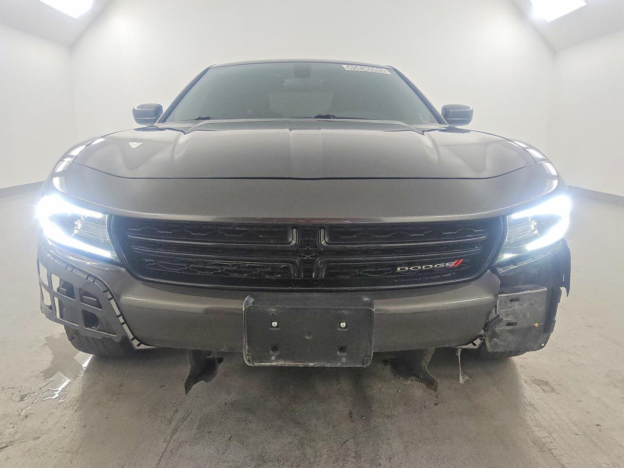 2021 Dodge Charger Sxt ** R & D * Repo ** - Фото 5