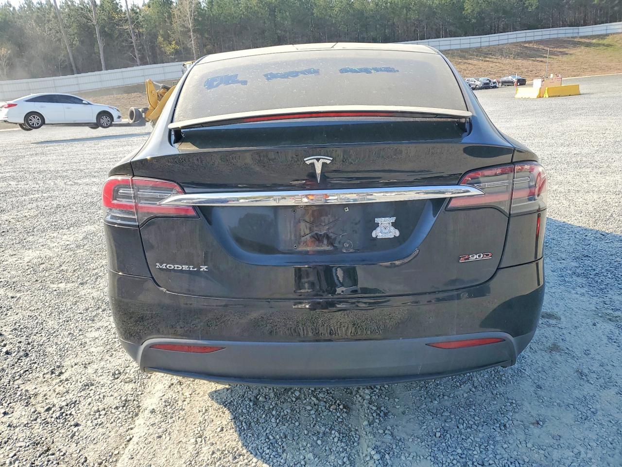 2016 Tesla Model X - Фото 6