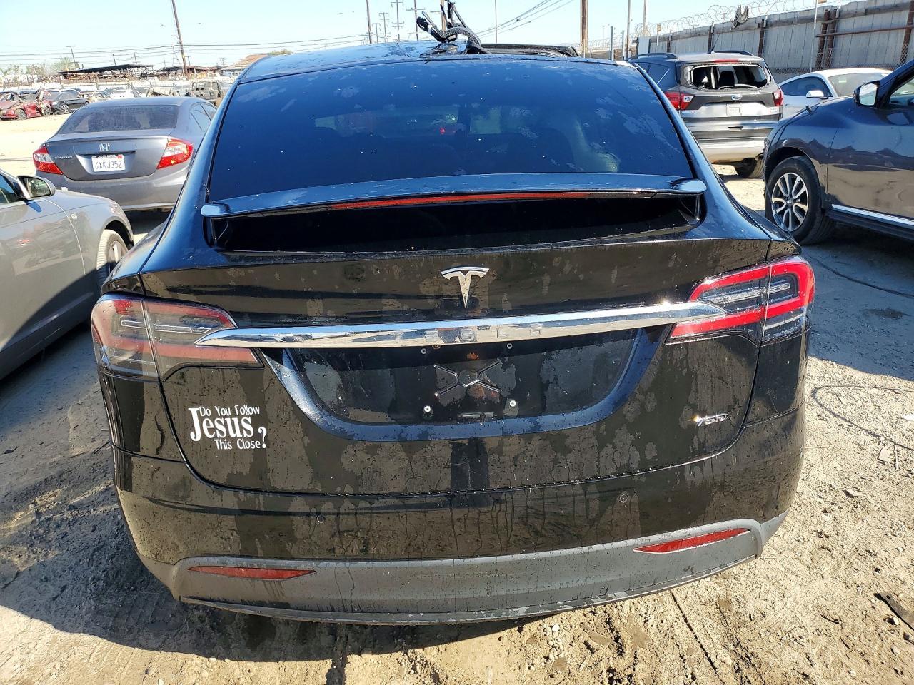 2018 Tesla Model X - Фото 6