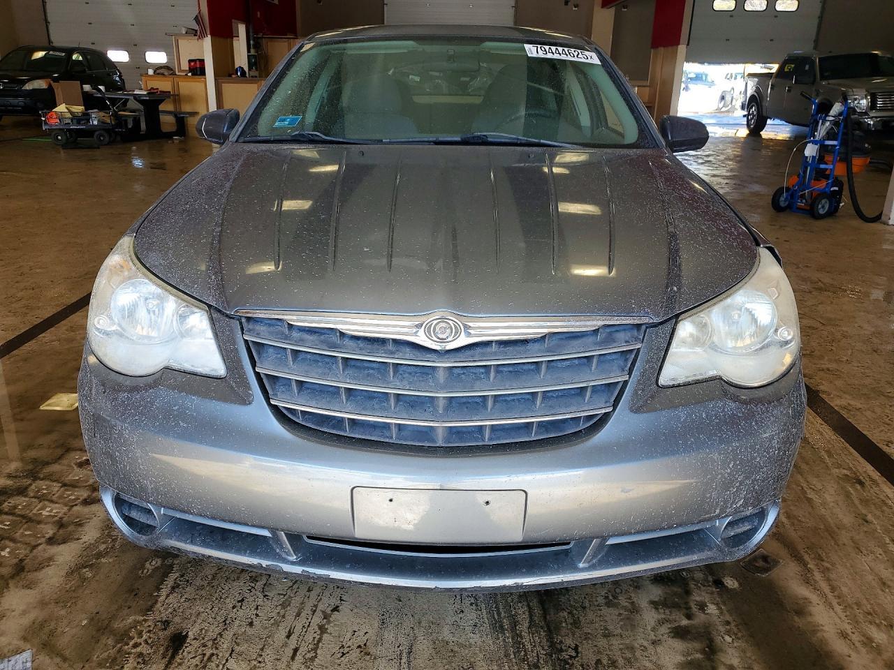 2008 Chrysler Sebring - Image 5