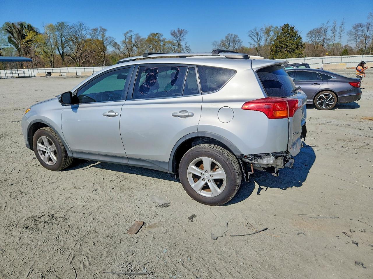2013 Toyota Rav4 Xle - Фото 2