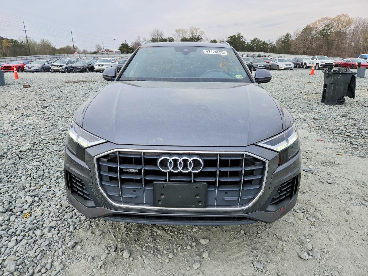 2019 Audi Q8 Premium - Фото 5
