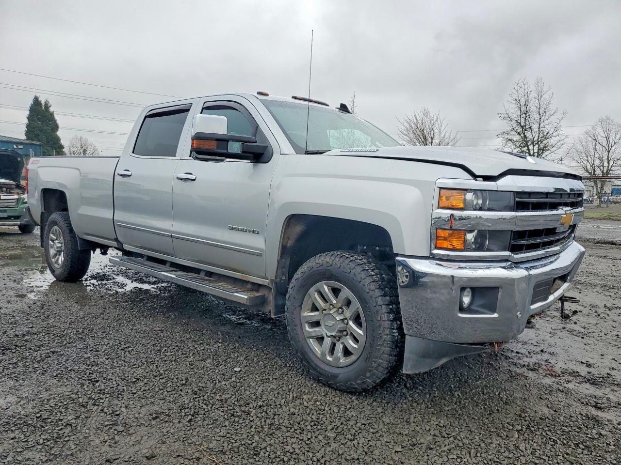 2019 Chevrolet Silverado K3500 Ltz - Image 4