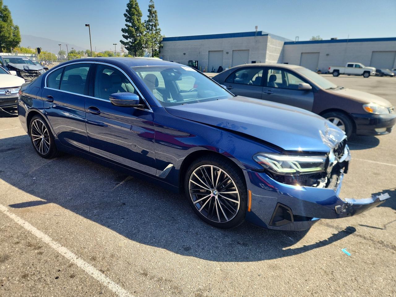 2023 BMW 540 Xi - Image 4