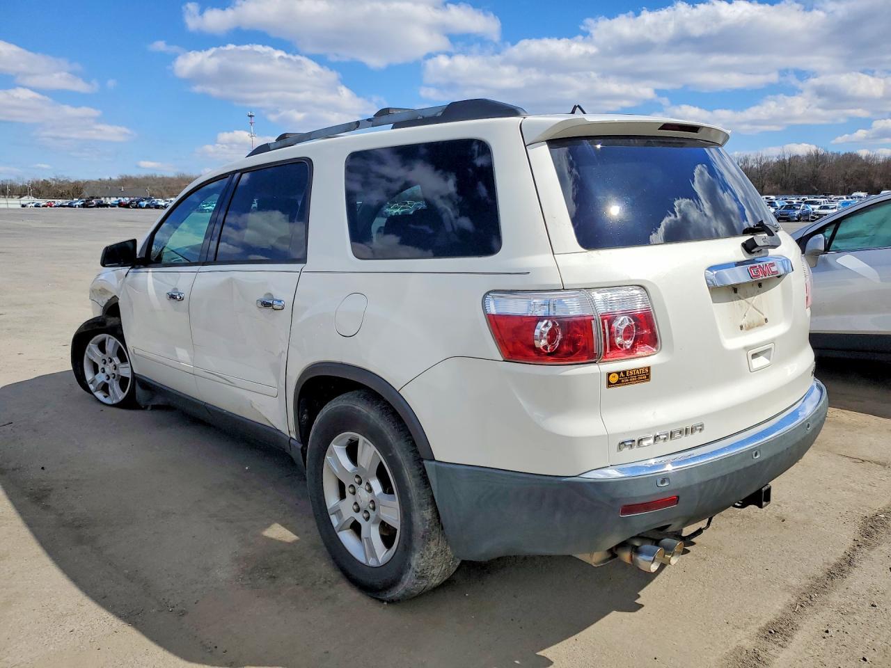 2010 GMC Acadia Sle - Фото 2