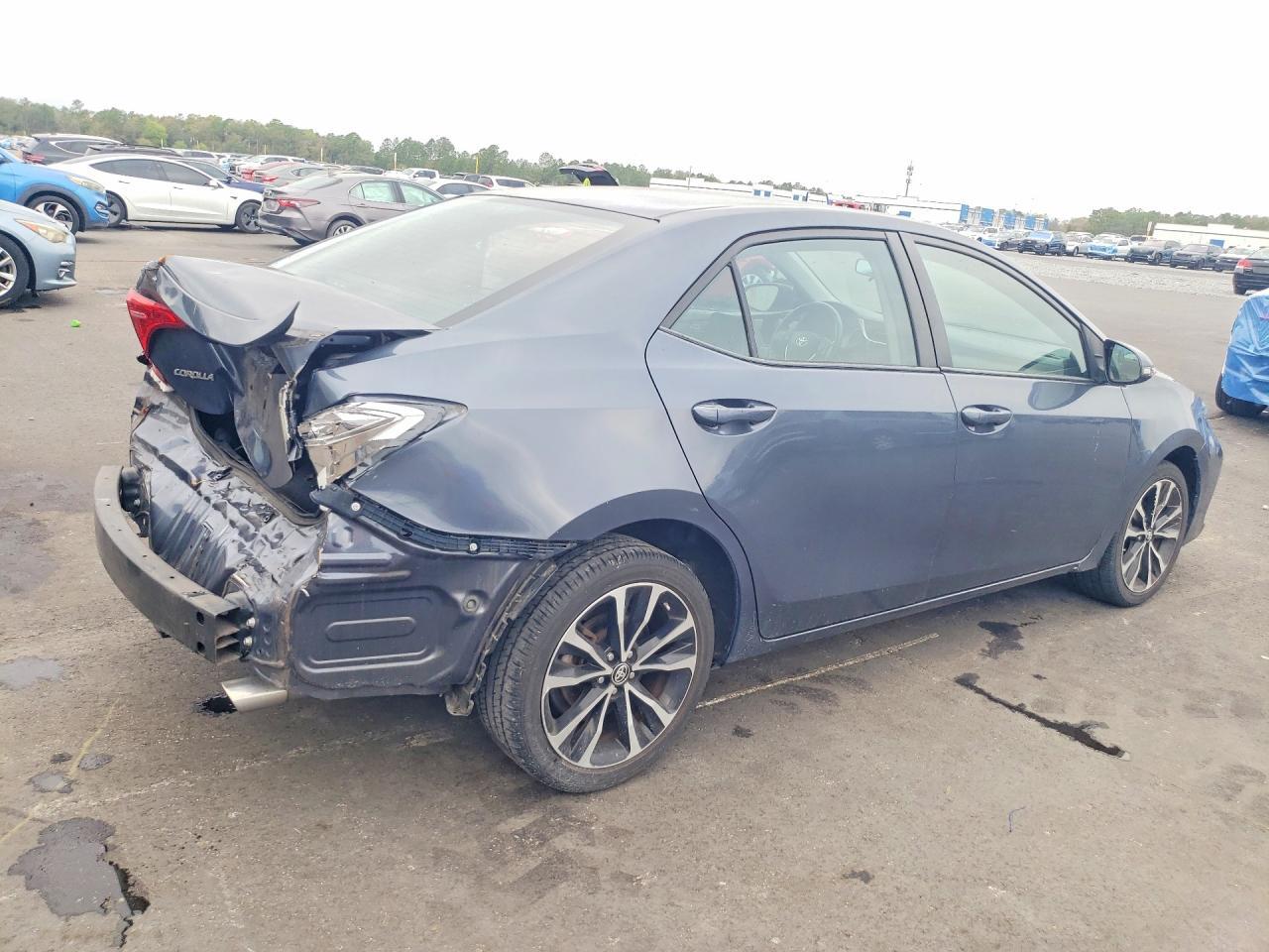 2019 Toyota Corolla Se - Фото 3