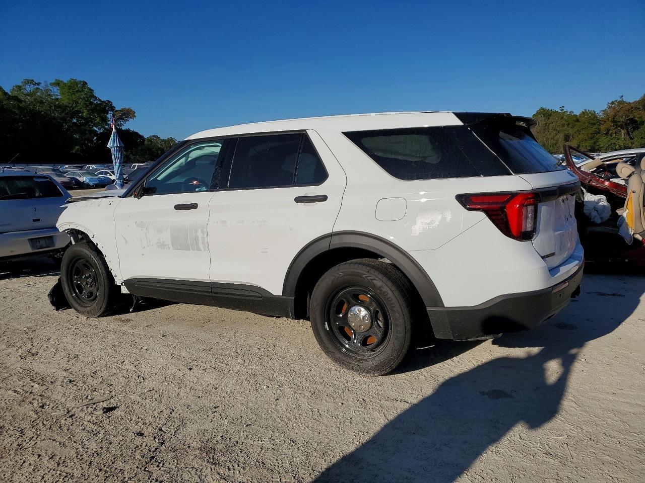 2025 Ford Explorer Police Interceptor - Фото 2