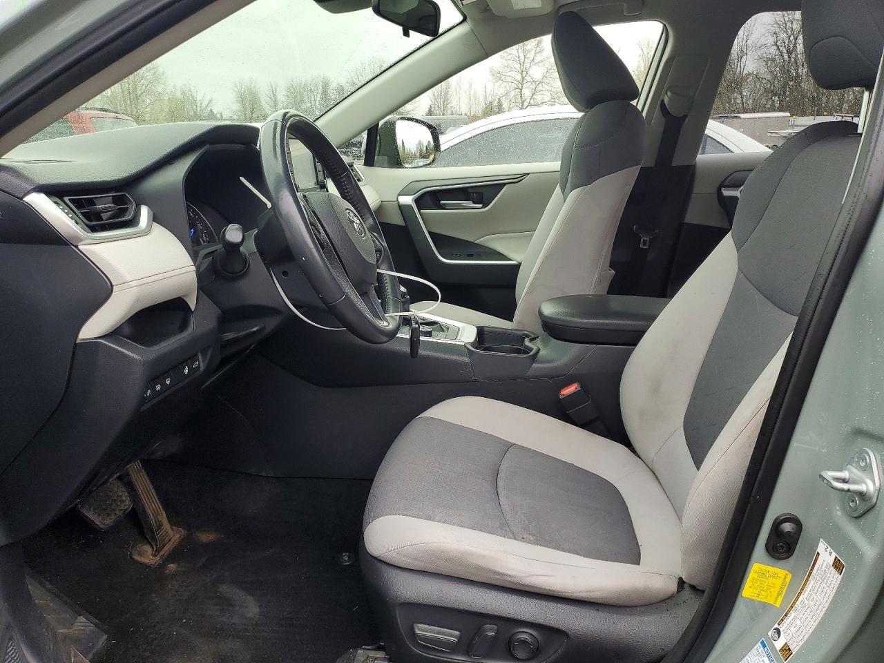 2020 Toyota Rav4 Hybrid Xle - Фото 7
