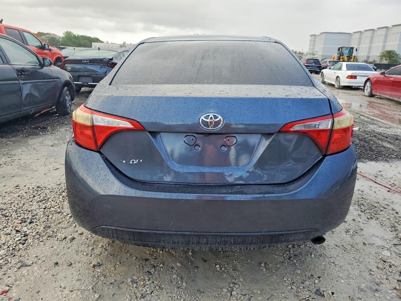 2016 Toyota Corolla Le - Фото 6