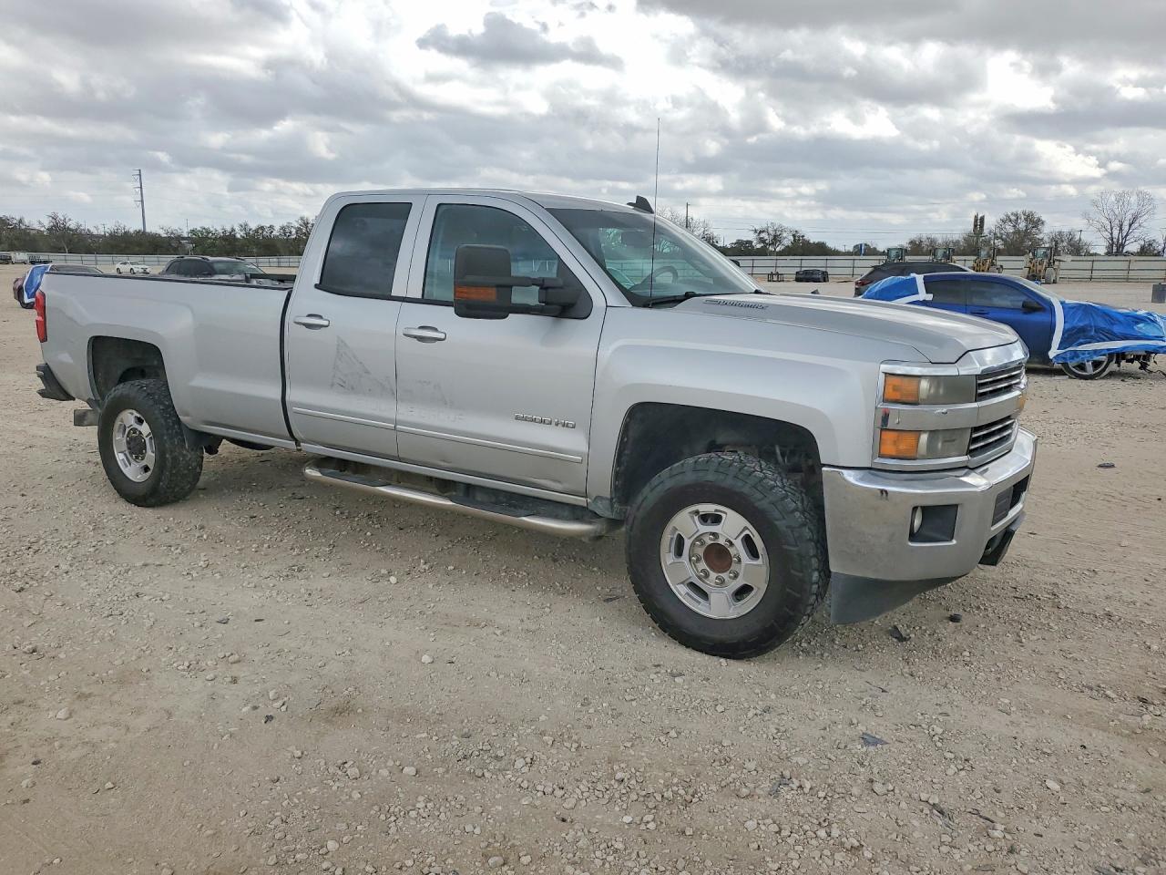 2015 Chevrolet Silverado C2500 Heavy Duty Lt - Image 4