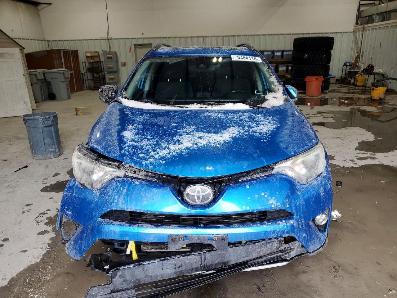 2017 Toyota Rav4 Xle - Image 5