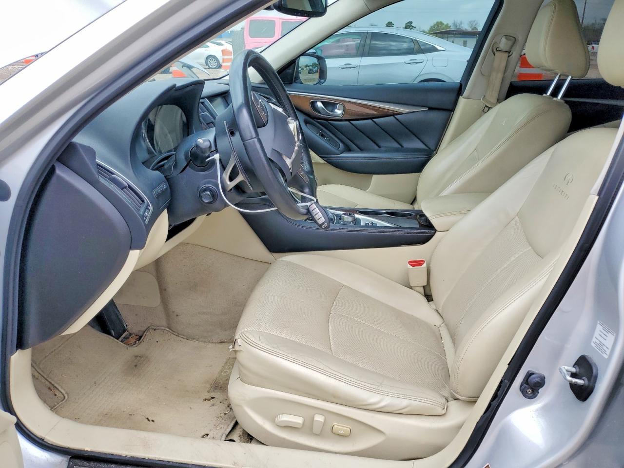 2014 Infiniti Q50 Hybrid Premium - Image 7