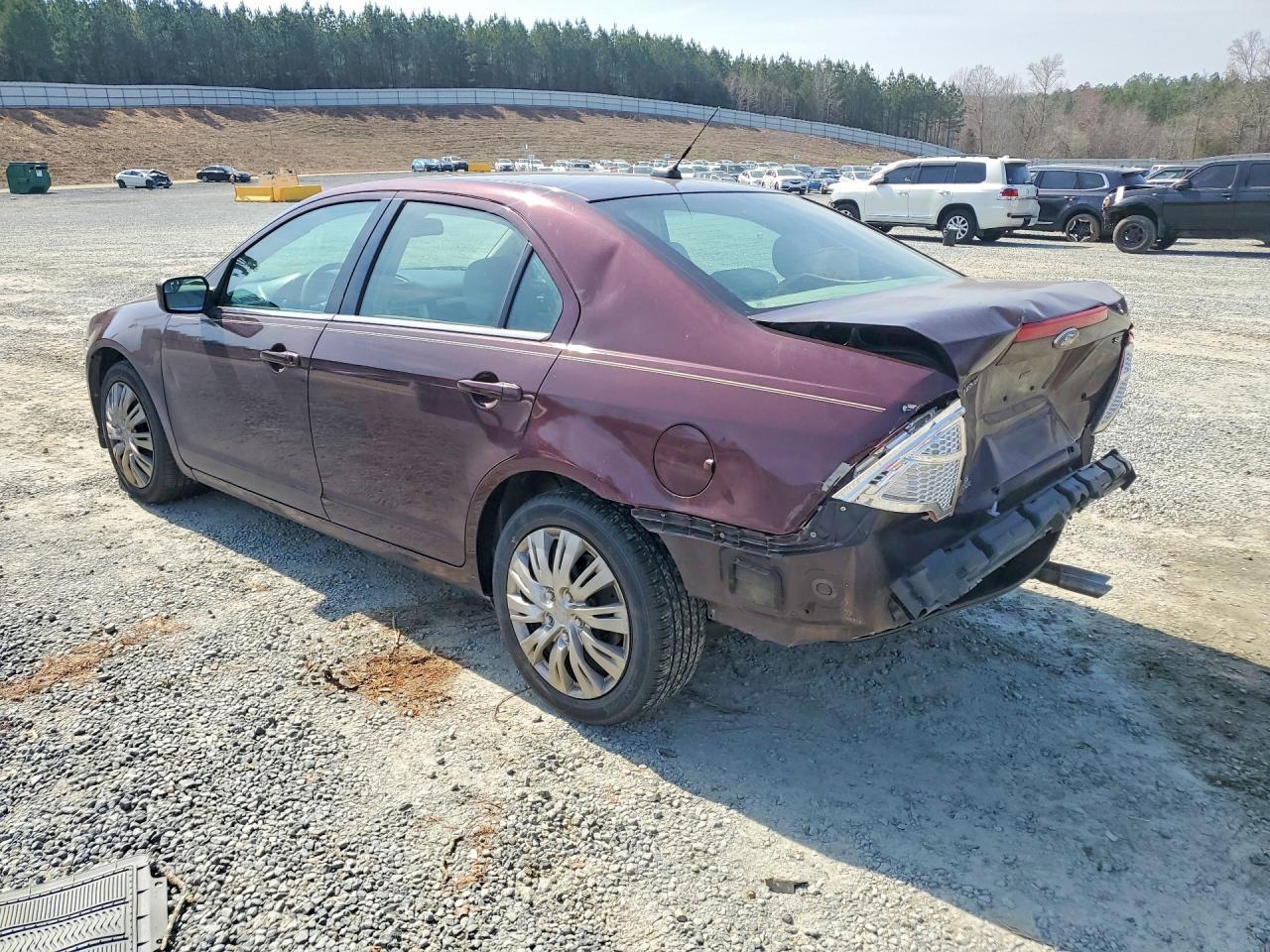 2011 Ford Fusion Se - Фото 2