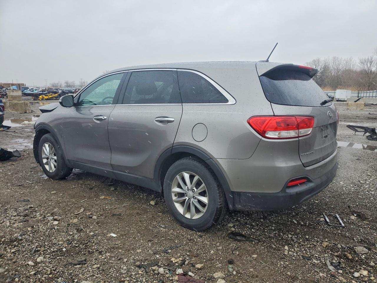 2016 Kia Sorento L - Фото 2