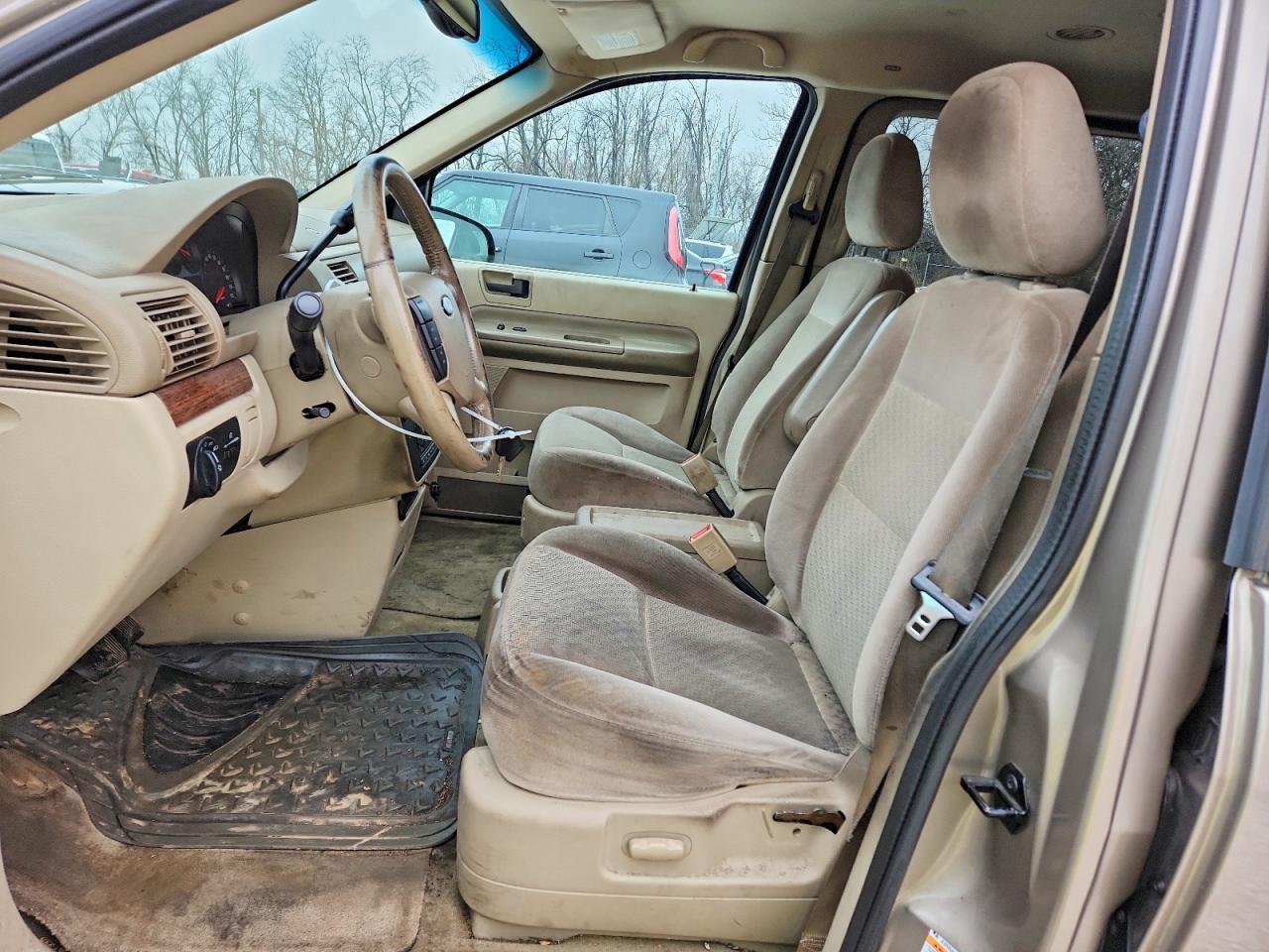 2004 Ford Freestar - Image 7