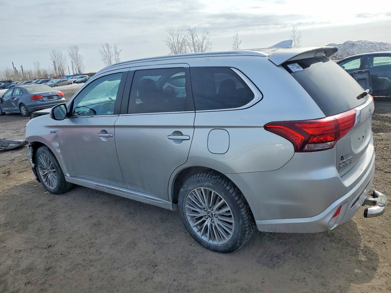 2022 Mitsubishi Outlander Sel - Фото 2