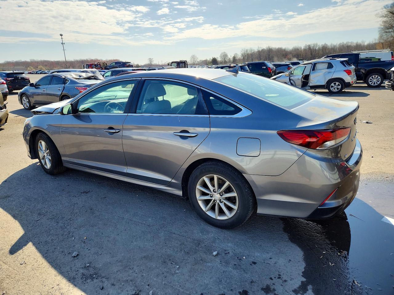 2018 Hyundai Sonata Se - Фото 2