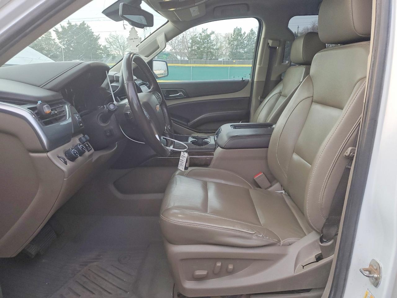 2020 Chevrolet Suburban K1500 Lt - Image 7
