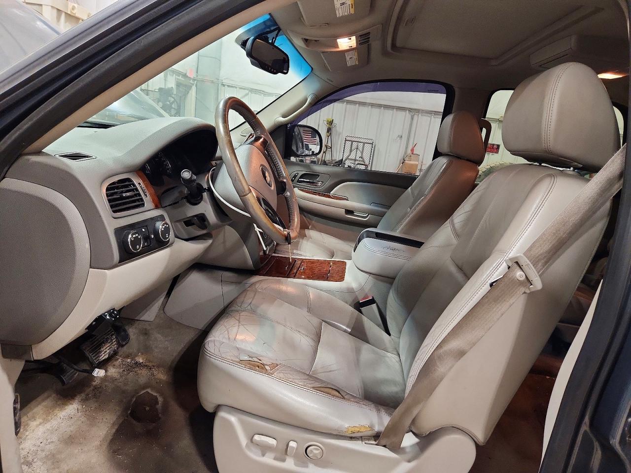 2008 Chevrolet Tahoe K1500 - Image 7