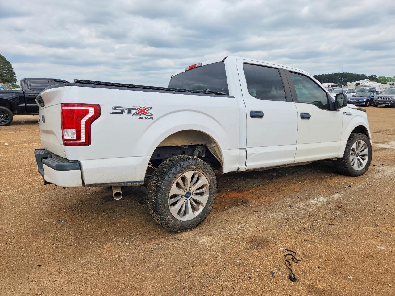 2017 Ford F150 Supercrew - Image 3