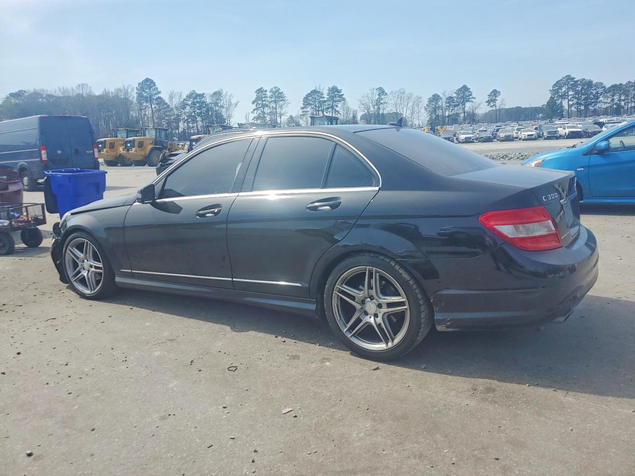 2011 Mercedes-Benz C 300 - Image 2