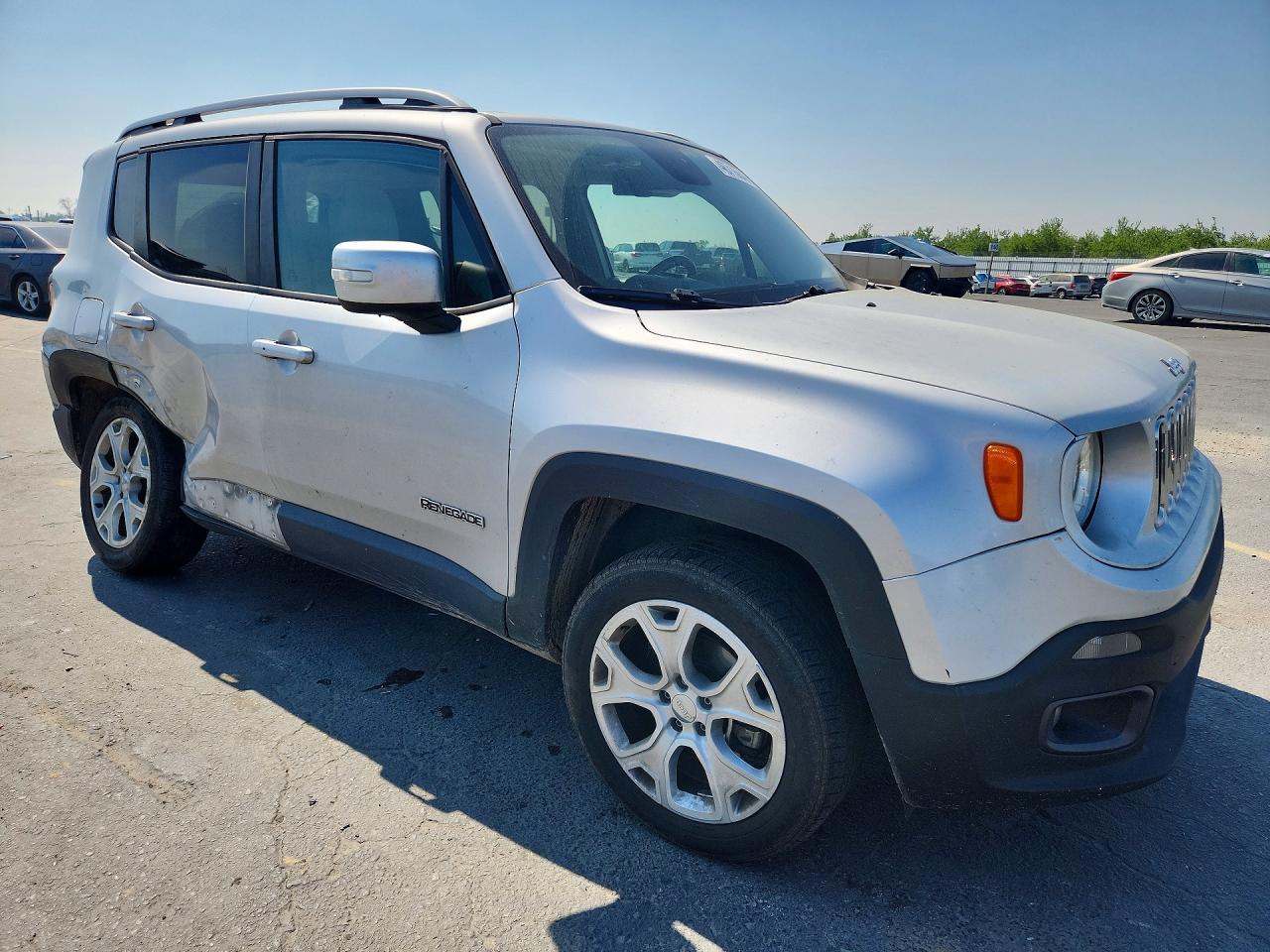 2015 Jeep Renegade Limited - Фото 4