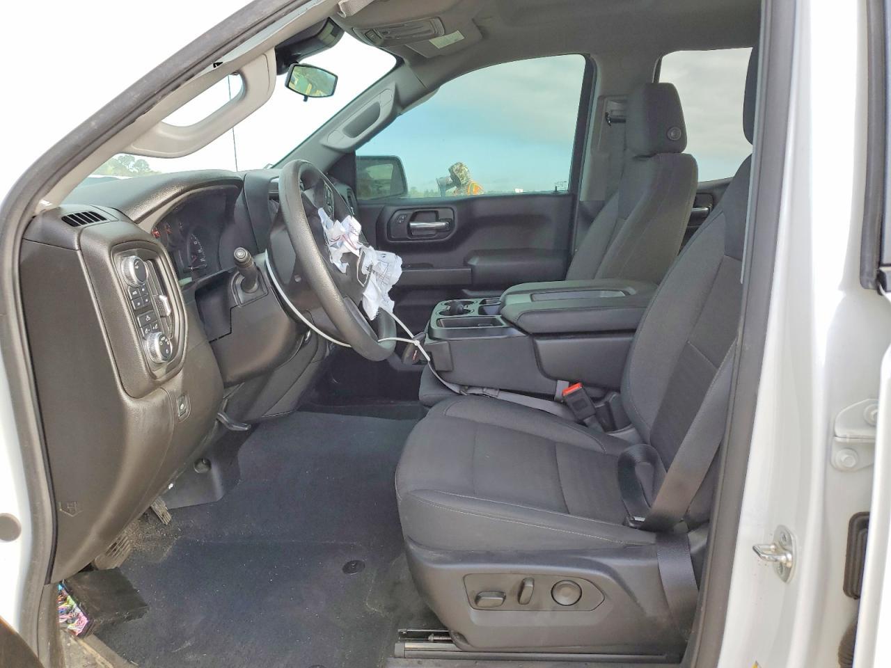 2025 GMC Sierra K1500 - Image 7