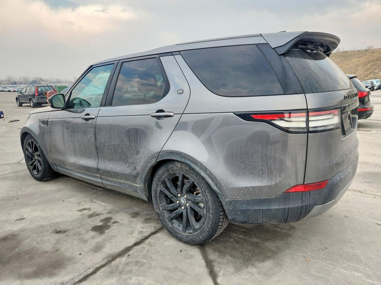 2018 Land Rover Discovery Se - Фото 2