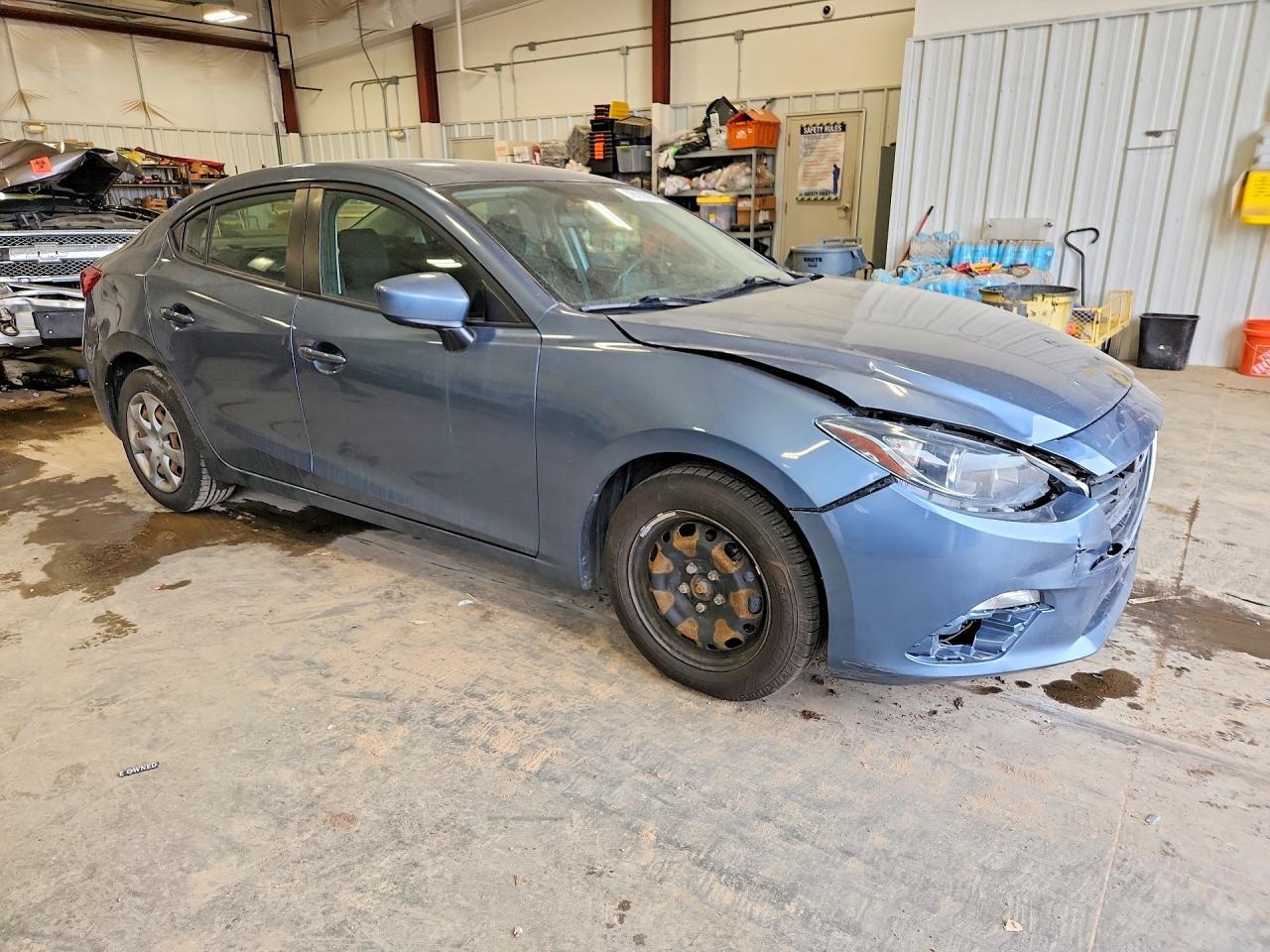 2015 Mazda 3 Sport - Image 4