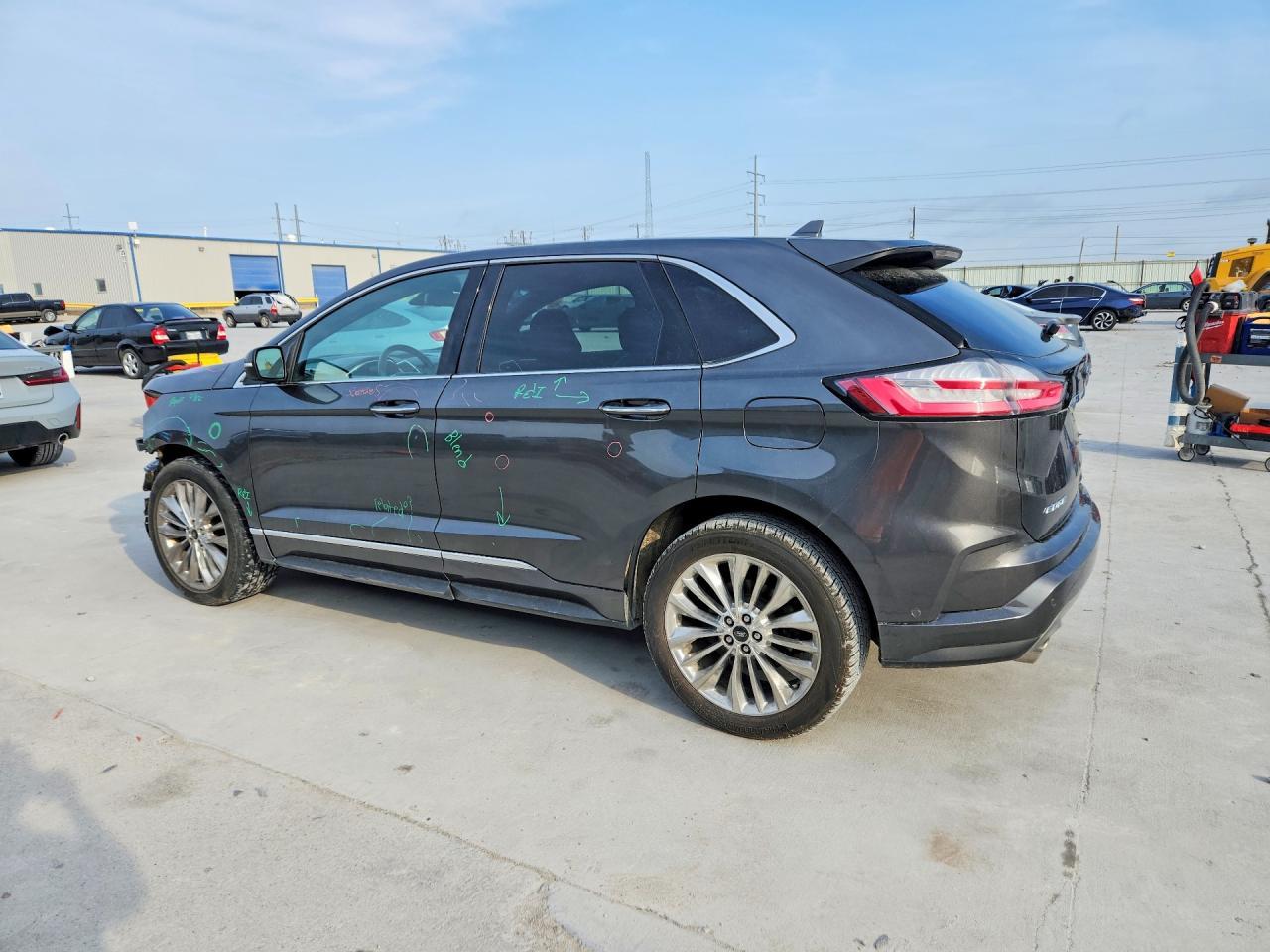 2020 Ford Edge Titanium - Фото 2