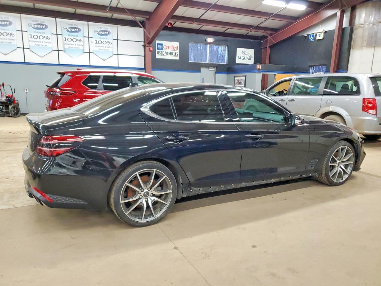 2022 Genesis G70 2.0T - Image 3