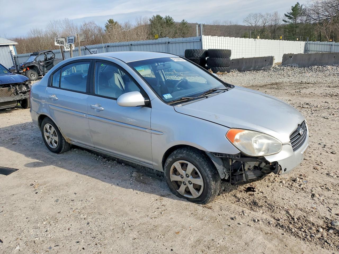 2008 Hyundai Accent Gls - Фото 4