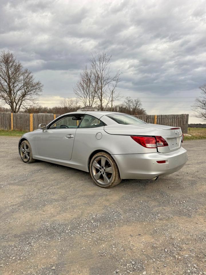 2011 Lexus Is 250C Base - Image 4