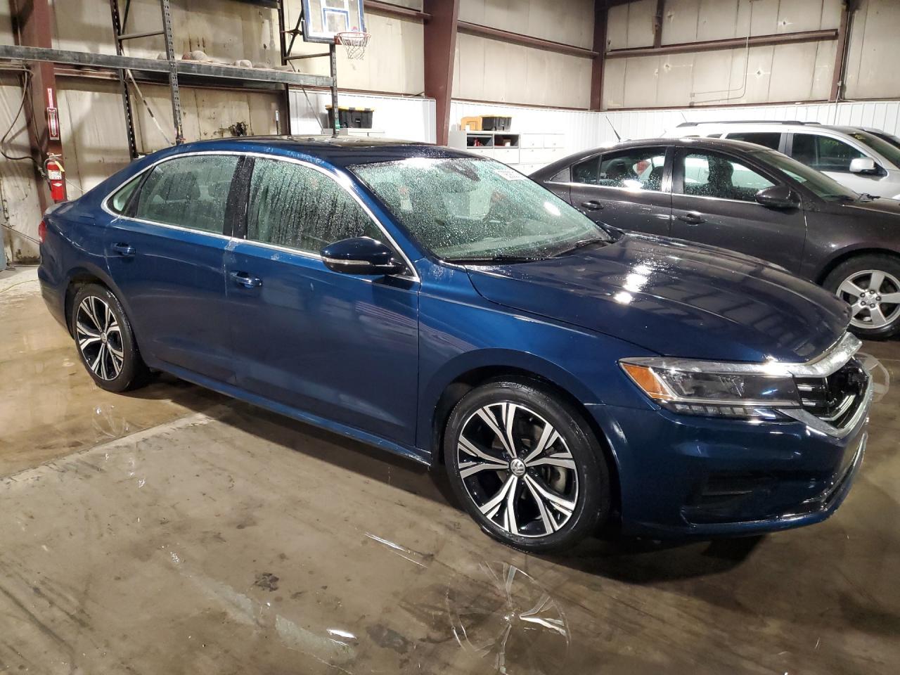 2022 Volkswagen Passat Se - Image 4