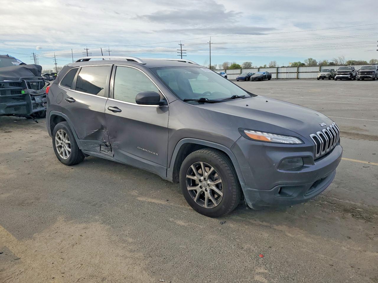 2017 Jeep Cherokee Latitude - Фото 4