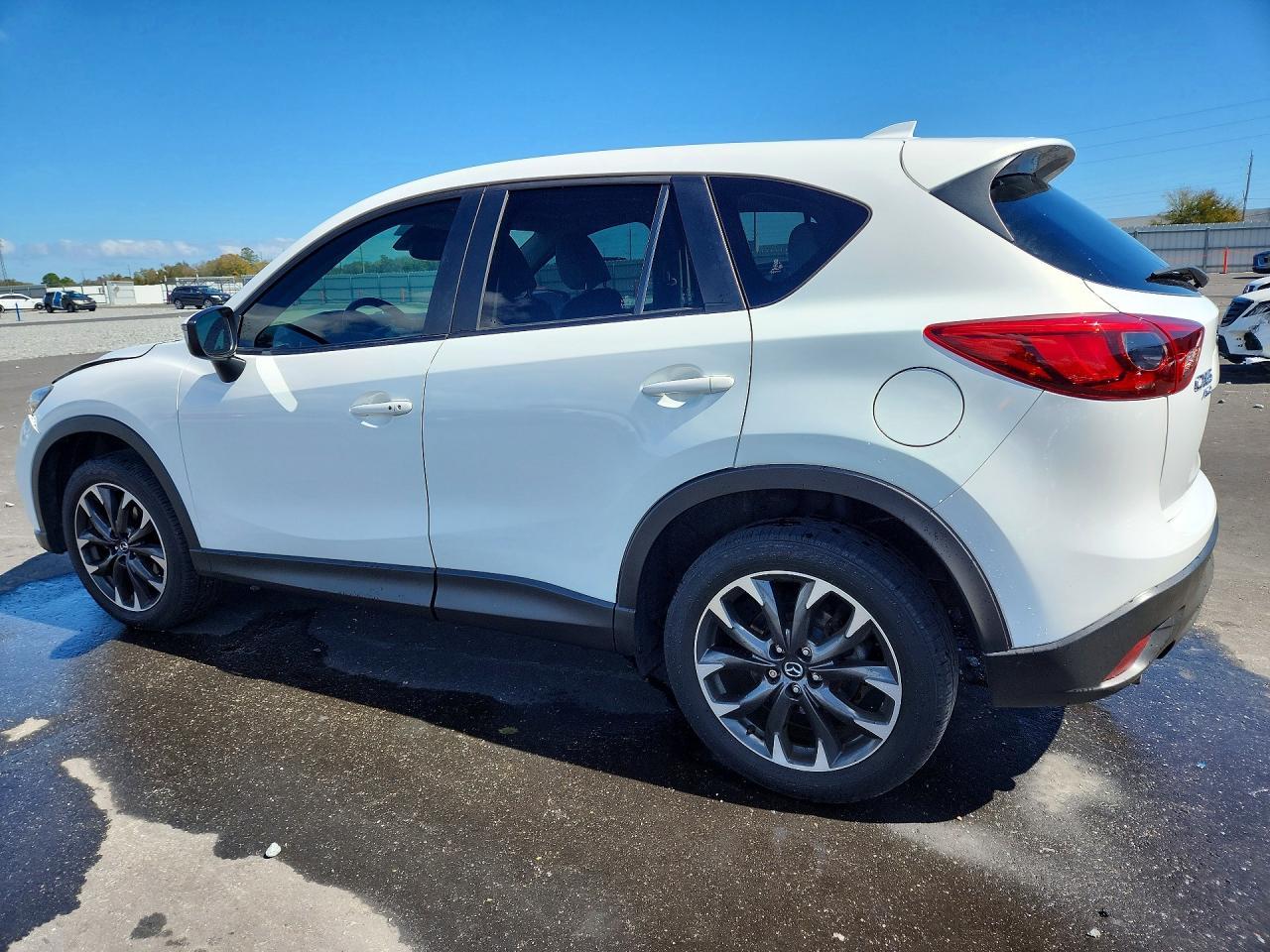 2016 Mazda Cx-5 Gt - Image 2