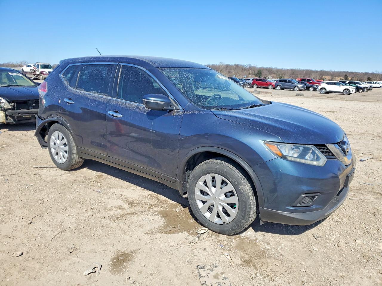 2014 Nissan Rogue S - Фото 4
