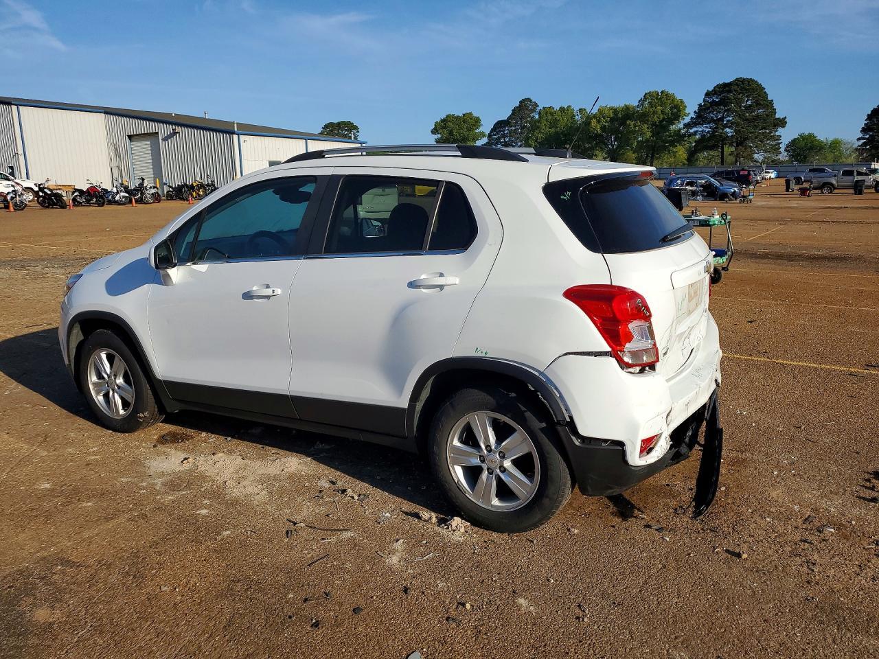 2020 Chevrolet Trax 1Lt - Фото 2